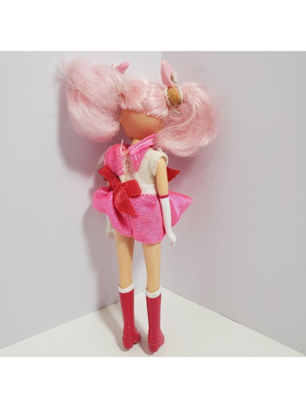 Chibi Moon 1997 5 Inch Doll Pink Hair Red White Removable Outfit Sailor - Picture 4 of 11